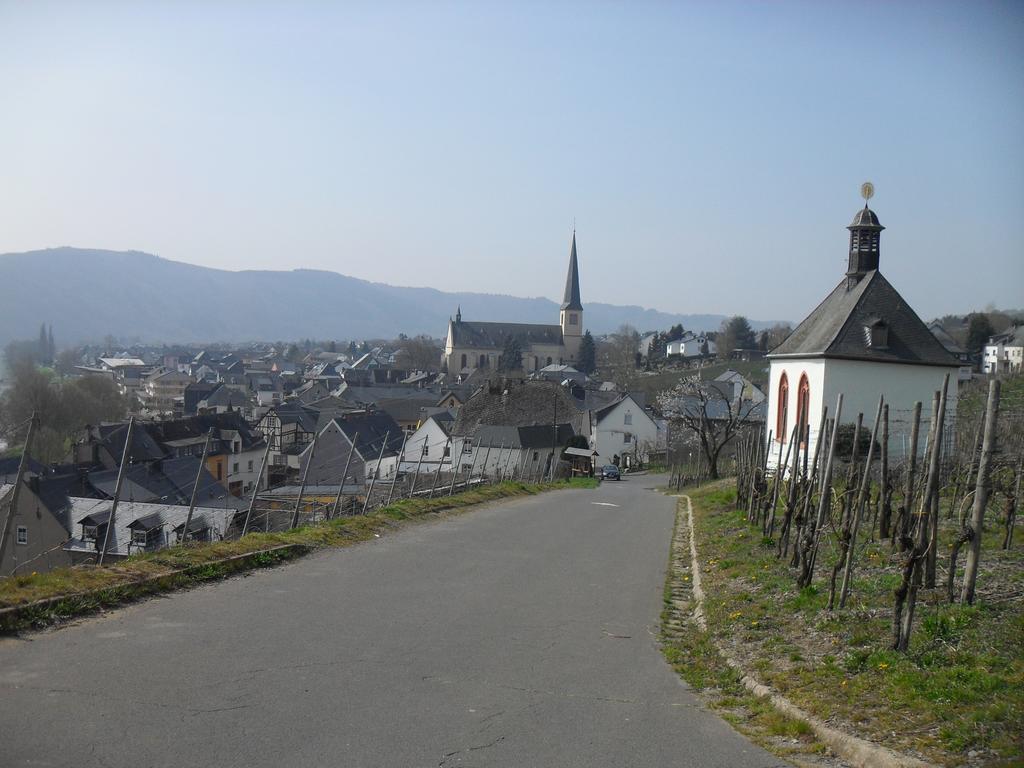 Hotel Reichsschenke Zum Ritter Gotz "Garni" Krov Luaran gambar